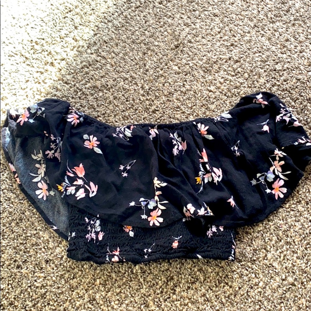 Cropped floral shirt
